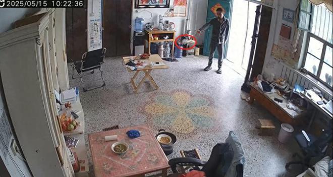老公却声称是误会网友表示：教教我EVO视讯女子在监控发现老公秘密(图10)